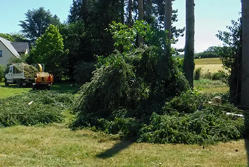 Nettoyage Cour - Entreprise Eric VALLETTE